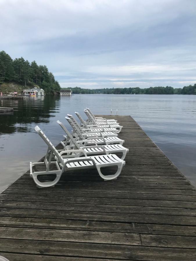 Beachside On Lake Muskoka Порт-Карлінг Екстер'єр фото